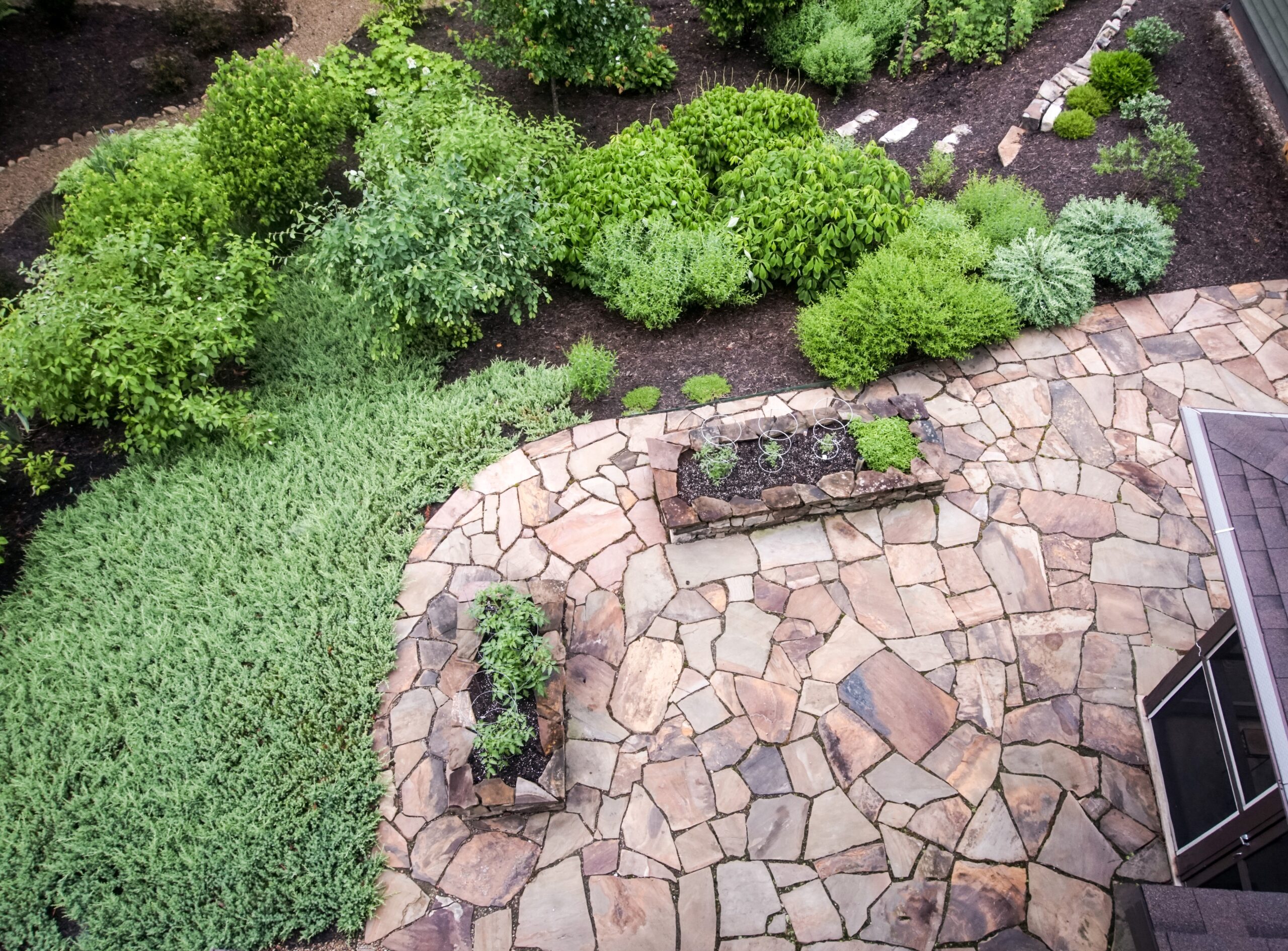 bird s eye view of garden and patio with tennessee 2024 10 18 07 29 21 utc scaled