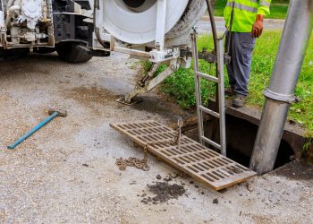 sewage industrial cleaning truck clean blockage in 2023 11 27 05 11 34 utc scaled